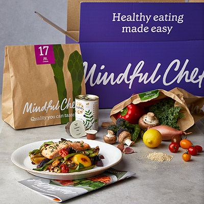 Mindful Chef recipe box Mindful Chef recipe box with ingredients